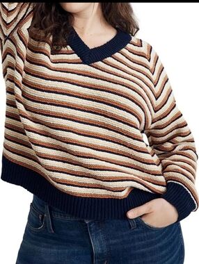 Madewell v neck sweater size M